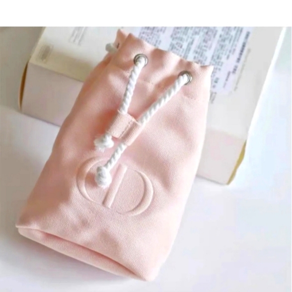 Dior Beauty Pouch - Picture 6 of 7